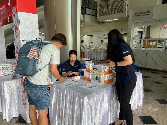 DONATE BLOOD DONATE LOVE 28